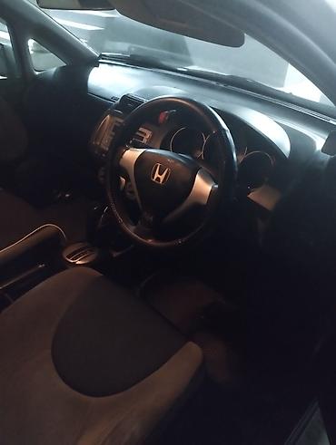 m 57: Honda Fit: 2005 г., Автомат, Бензин, Хэтчбэк — 5