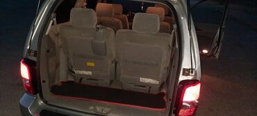 Kia: Kia Carnival: 2005 г., 2.5 л, Автомат, Бензин, Минивэн — 8