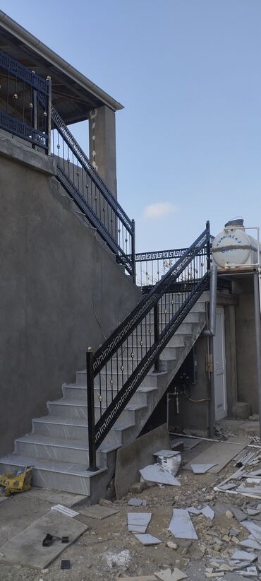 Barmaqlıqlar: Resotka 1-kv 35 azn Məhəccər 1-metr 50 azn Quraşdırılma Pulsuzdur — 1