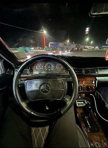 weltmeister ex6: Mercedes-Benz W124: 1994 г., Автомат, Газ, Универсал — 6