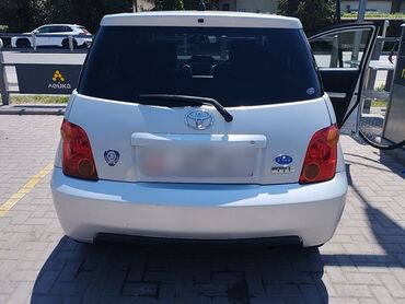 corolla runx: Toyota ist: 2003 г., 1.3 л, Автомат, Бензин, Хетчбек