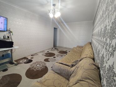 снять квартиру без риэлтора: 3 комнаты, 57 м², 104 серия, 2 этаж, Евроремонт