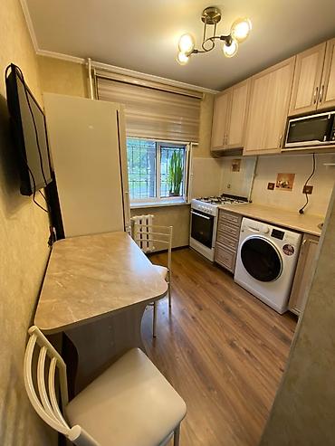 без хозяев: 1 комната, 32 м², 4 мкр 104 серия, 1 этаж, Евроремонт — 8