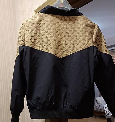 Kurtkalar: Qara-bej rəng kombinasiyalı yüngül qolu rezinli jaket - Dizayn: Üst — 2