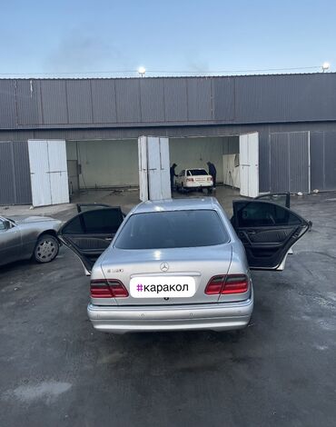 Mercedes-Benz: Mercedes-Benz E-Class: 3.2 л, Автомат, Бензин