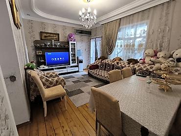 продажа люстр: 4 otaqlı həyət evi kupcasi var.Qaz, işıq, su daimidir. 1 otaq elave — 4