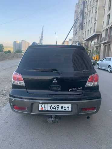 мицубиси спейс стар: Mitsubishi Outlander – это практичный и надежный автомобиль для