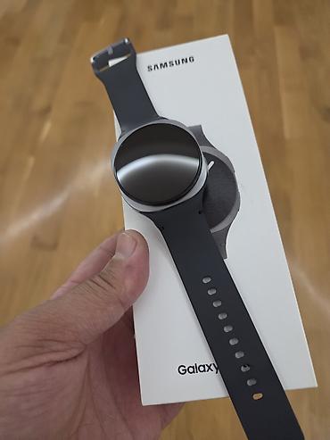 komputer samsung: Samsung Galaxy Watch 8 ideal vezyetde nokte bele ciziq yoxdu 40 mm — 1