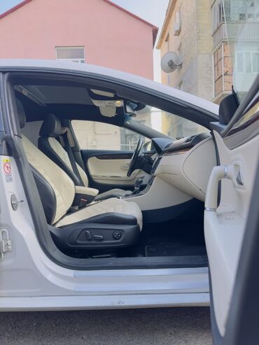 Volkswagen: Tecili!!! Volkswagen CC, ağ kuzov və açıq rəngli-süet/deri — 18