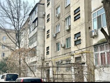 Продажа квартир: 1 комната, 38 м², 105 серия, 1 этаж, Старый ремонт