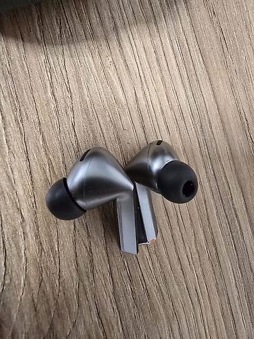 samsung buds pro: Samsung Galaxy Buds3 Pro, брались 2 месяца назад. Чехол в подарок — 2