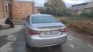 daewoo t: Hyundai Sonata: 2012 г., 2 л, Автомат, Газ — 2