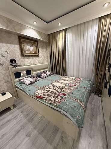 Yataq otağı mebel dəsti 2 ayın mebeli təzədir…! Tərkibi: - Çarpayı