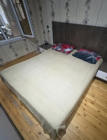 Yataq otağı dəstləri: İkinəfərlik çarpayı, 2 tumba — 2