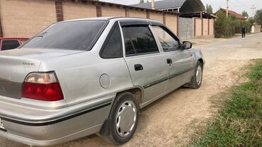 hyundai getz автомобил: Daewoo Nexia: 2004 г., 1.6 л, Бензин