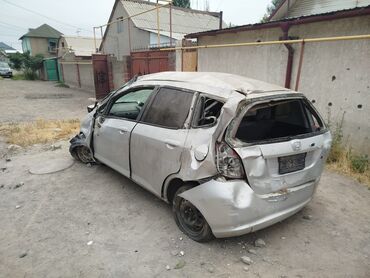 купить бу электромобиль из китая: Honda Fit: 2003 г., 1.3 л, Вариатор, Бензин, Хэтчбэк