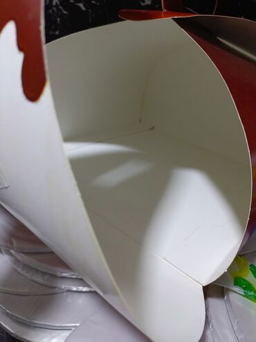 Tortlar: Tort qutuları. Şirniyyatlar. Tortlar. 1-ədədi 1azn 10 ədəd — 5