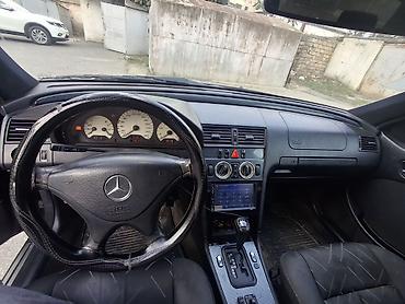 mercedes c63: Mercedes-Benz C-Class: 2.4 l | 1999 il Sedan — 1