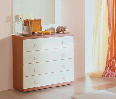 спальний гарнитур продам: Спальный гарнитур, Б/у, Комод, Шкаф, Россия, Самовывоз, цвет - Бежевый