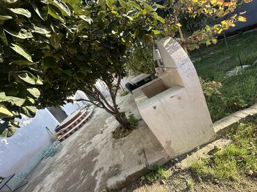 Bağ evlərinin kirayəsi: 80 kv. m, 3 otaqlı, Hovuzsuz, Kombi, Qaz, İşıq — 1
