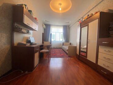 Yataq otağı dəstləri: Endirim Genc yataq desti satilir 340 azn. 2 carpayi, ders stolu