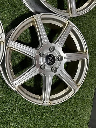 Диски: Литые Диски R 17 Kia, Комплект, отверстий - 5, Б/у — 7