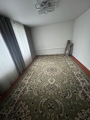 Продажа коттеджей и домов: Продается частный дом с участком 4 соток Район пишпек, главная улица — 6