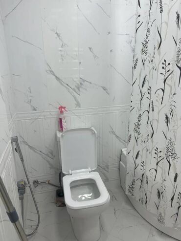 Uzunmüddətli kirayə mənzillər: Əhmədli qəsəbəsində, Qaçaq Nəbi küçəsində, Yeni Tikili 13 mərtəbəli — 22