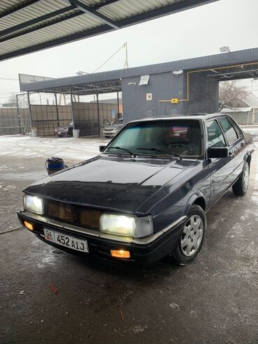 Audi: Audi 80: 1989 г., 2 л, Механика, Бензин, Седан