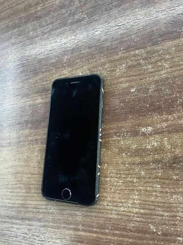 Apple iPhone: IPhone 7, 32 GB, Qara, Barmaq izi