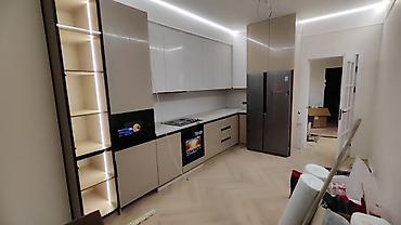 Кухонные гарнитуры: Кухонный гарнитур — 10