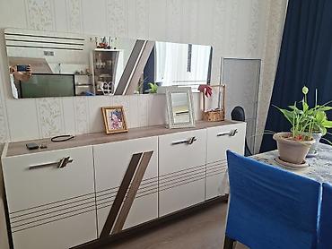 набор инструментов: Qonaq otağı üçün dəst mebel Tərkibi: - TV stendi: mərkəzdə açıq rəfli — 2
