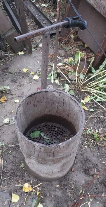 пресс для металлолома: Ручной станок‑пресс чугунныйдля трамбовки/формовки из металла. -