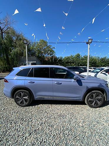 Geely: Geely Monjaro: 2022 г., 1.5 л, Вариатор, Гибрид, Кроссовер — 10