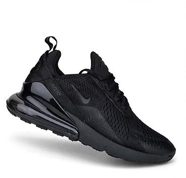 buzz nike dunk: Nike Air Max 270, potpuno crne patike - Dizajn: monohromatsko crno — 1
