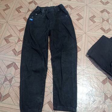 брюки джинса: Джинсы и брюки, цвет - Черный, Б/у