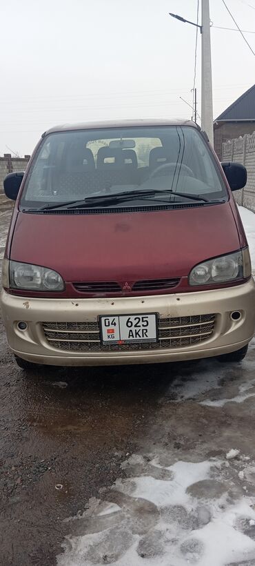 сапок грузовой: Mitsubishi Space Gear: 1995 г., 2 л, Механика, Бензин, Вэн/Минивэн