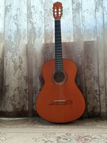 nergiz necef listening 1: Klassik gitara, İşlənmiş, Ünvandan götürmə, Ödənişli çatdırılma