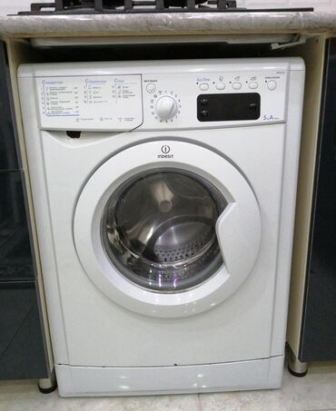 babək: Paltaryuyan maşın Indesit, 5 kq, İşlənmiş, Avtomat, Qurutma var