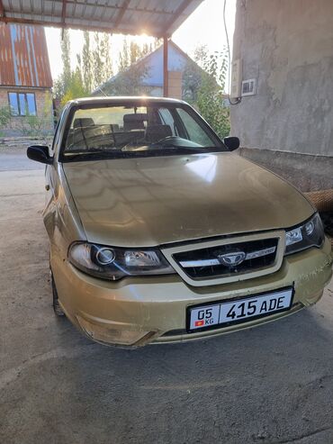 Daewoo: Daewoo Nexia: 2009 г., 1.6 л, Механика, Бензин, Седан