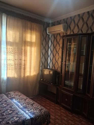 Mənzillər: Salam. ailə yataqxanası hamam mətbəx sanitar qovşağı ayrıdır ev — 3