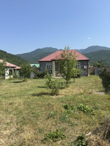 sarayda kirayə ev: 100 kv. m, 3 otaqlı, Kombi, Qaz, İşıq