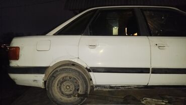 Audi: Audi 80: 1998 г., 1.8 л, Механика — 11