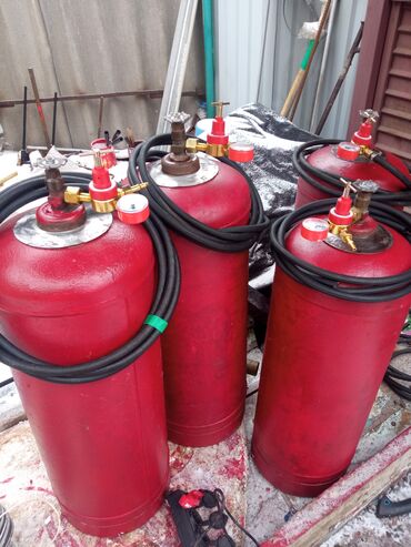 Баллон содержится 50 л кислорода. Баллон содержится 50 л кислорода. Баллон содержится 50 л кислорода. Баллон кислородный 40 л (переаттестованный). Емкость кислородного баллона в литрах.