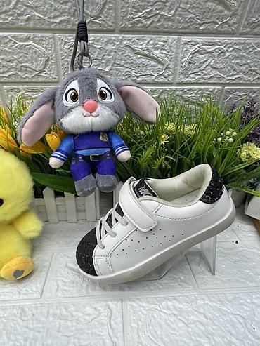 Детская обувь: Оптом Детская обувь – кроссовки и кеды, разные модели и расцветки — 19