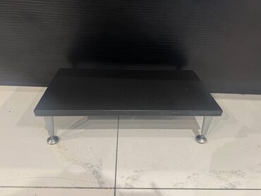 Sifarişlə ofis kresloları: Yuxarıda göstərilən bütün mebellərin ümumi qiyməti 1800 AZN təşkil — 1