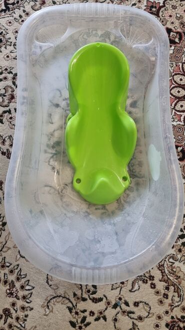 детский ванночка: Детская ванночка с дополнительным держателем. Производитель Турция