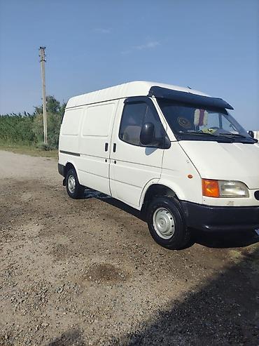 dizel motor yağı: Ford Transit: 2.5 l | 1998 il 300 km Van body type — 2