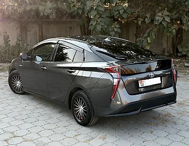 Toyota Prius: 2016 г., 1.8 л, Вариатор, Гибрид, Лифтбек — 2