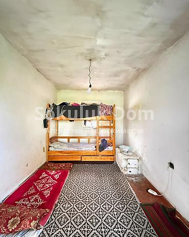 Продажа коттеджей и домов: 🏠Продается дом в с. Сокулук 🟡 Комнаты: 2 🟡 Участок: 7 соток 🟡Отопление — 8
